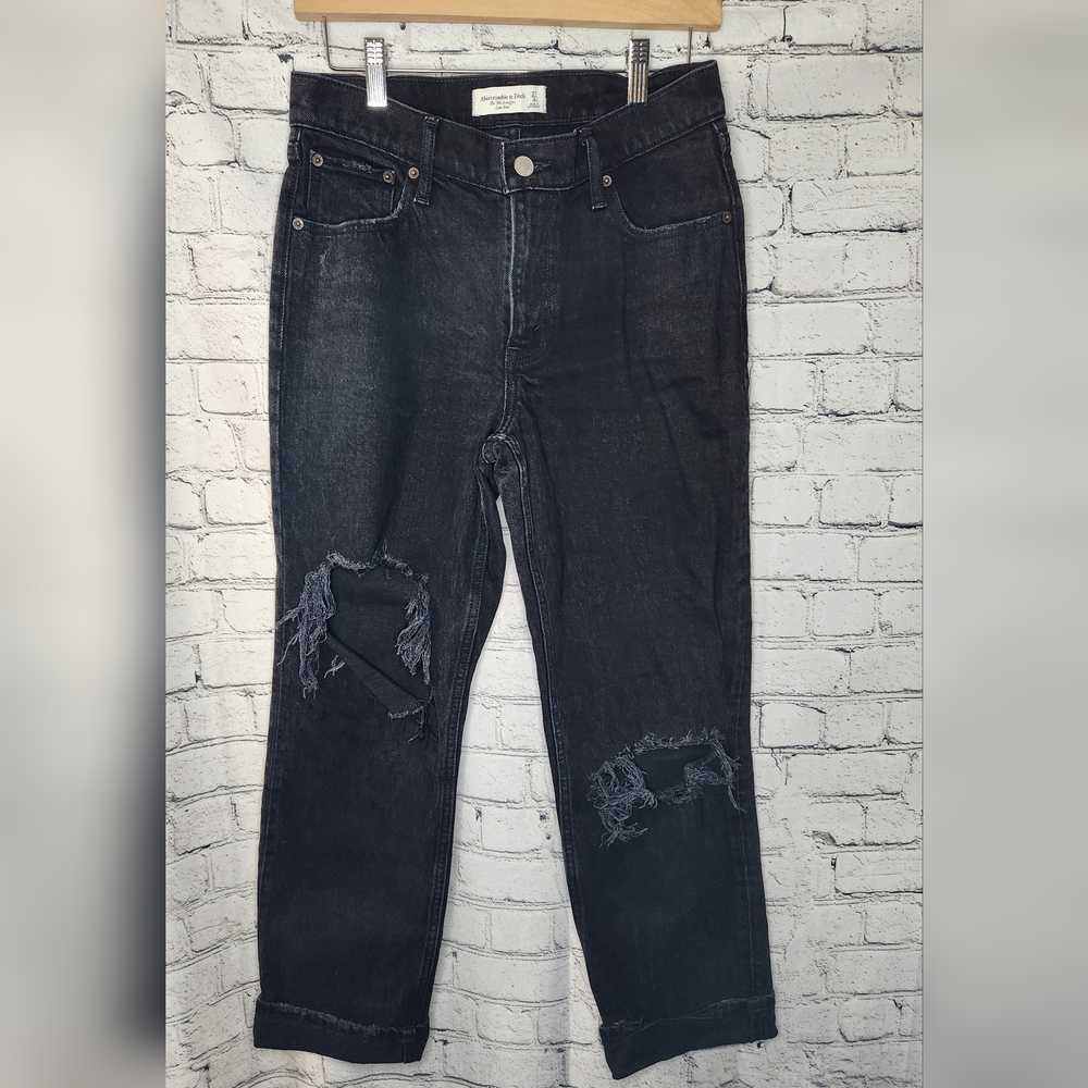Abercrombie & Fitch Black The 90's Straight Low Rise Distressed Jean‎ Size 27